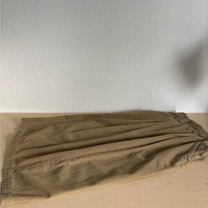 LizWear Sz 10 Khaki Color  Cotton “midi length” skirt Very Preppy Ex. Condition.